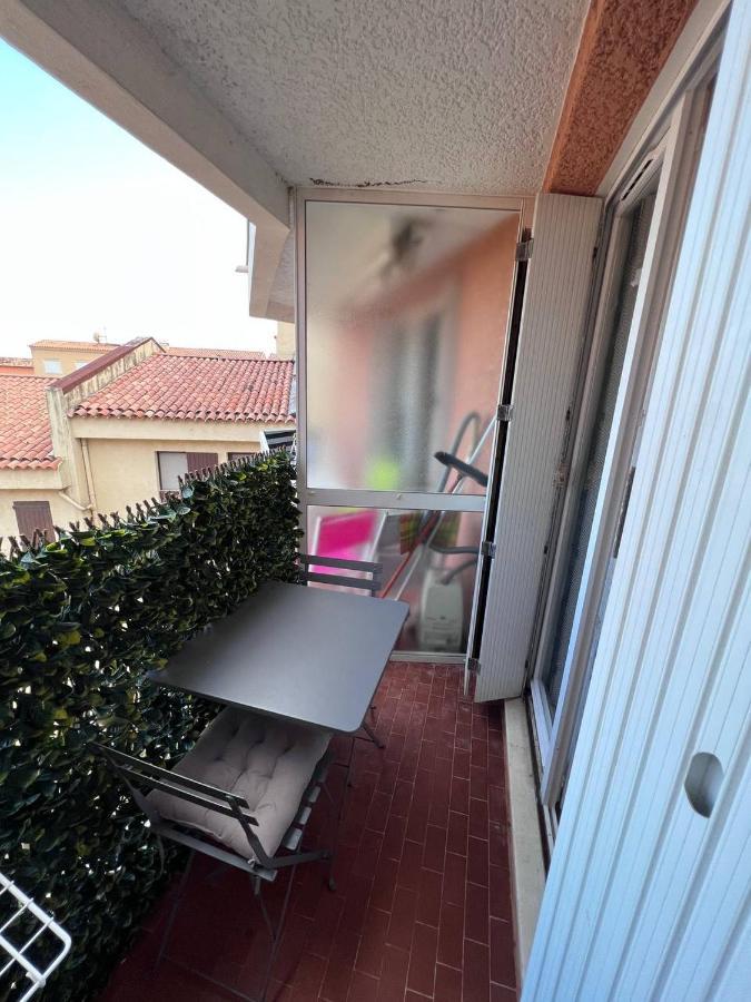 Appartement Location Estival Parfaite : A 50 Metres De La Plage, Offrant Magnifique Vue Fréjus
